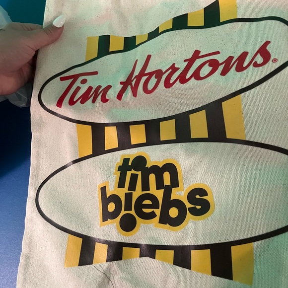 Brand New Limited Edition Justin Bieber Merch - Picture 5 of 6